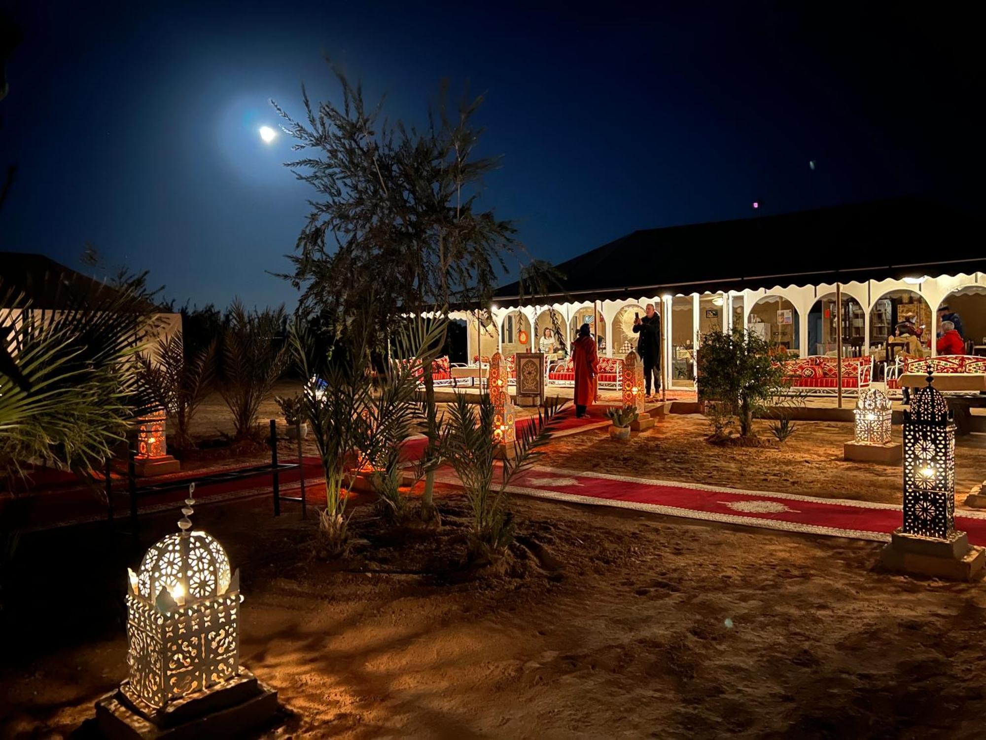 Sahara Majestic Luxury Camp Hotel Merzouga Luaran gambar Desert camp in the Sahara