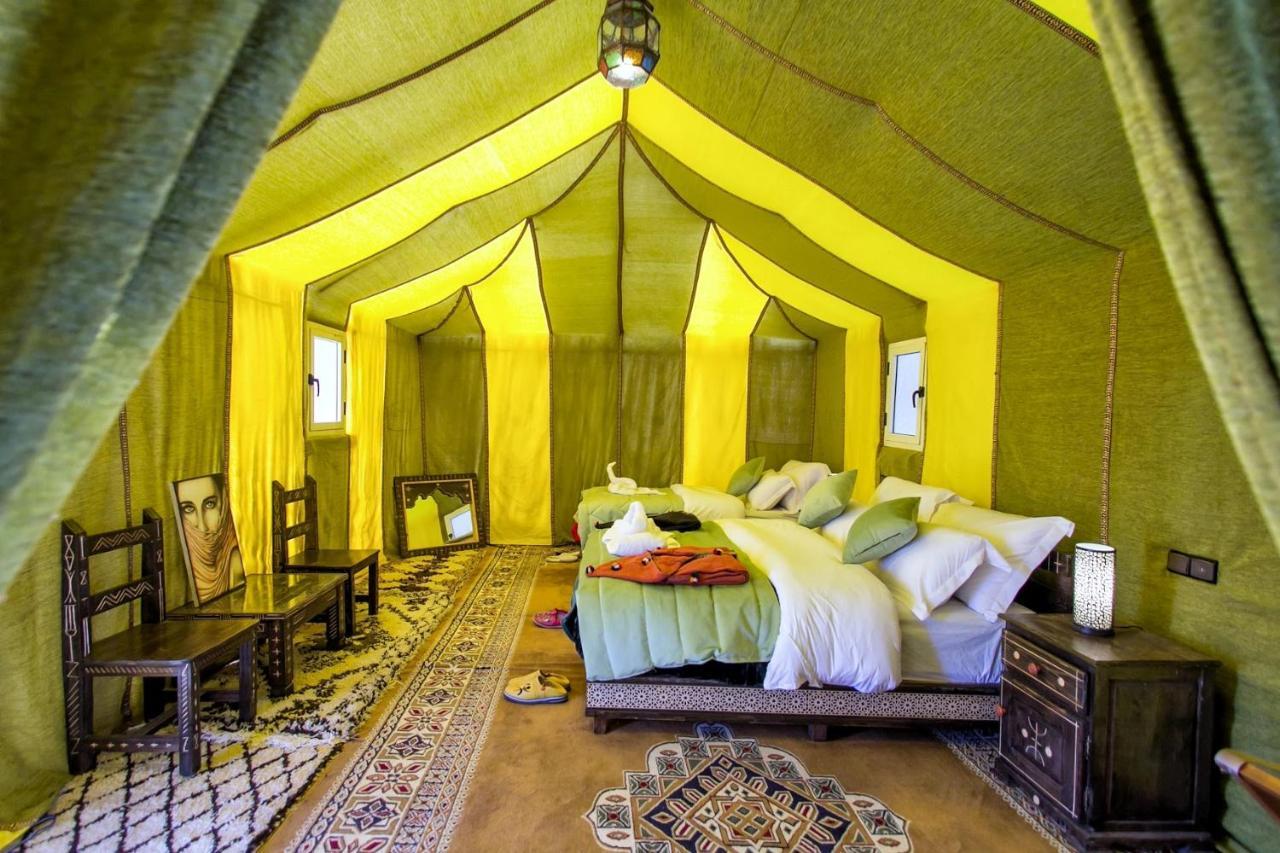 Sahara Majestic Luxury Camp Hotel Merzouga Luaran gambar Luxury tent at the camp